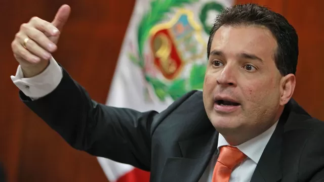 Hasta el momento el único candidato confirmado para la Mesa Directiva es el congresista Luis Iberico. Foto: Andina