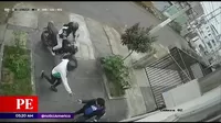 Chorrillos: Ladrones en moto asaltan a joven en la puerta su casa