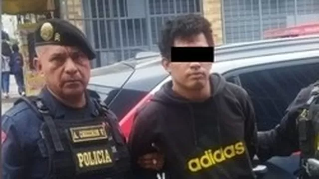 El extranjero fue detenido en el cruce de las avenidas Guardia Civil y Guardia Peruana.