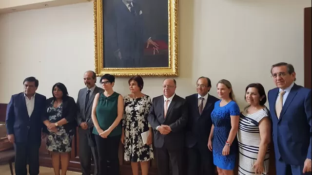 Fernando Tuesta preside la comisión de Alto Nivel. Foto: Twitter Luciana León