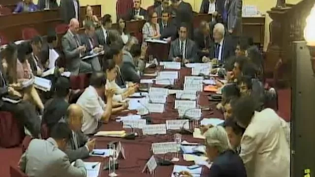 Congreso: aprueban en comisiones proyecto de ley que reemplazará al D.U.003