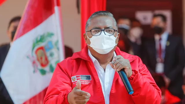 Pleno del Congreso censura a ministro de Salud, Hernán Condori