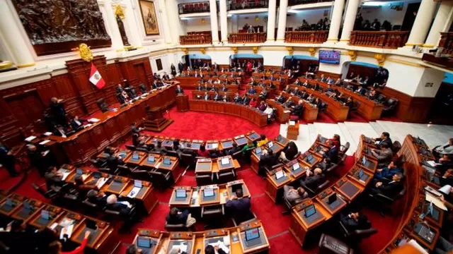 Se establecieron pagos a 126 exparlamentarios. Foto: archivo CNN