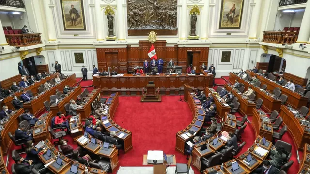 Pleno del Congreso interpeló al ministro de Educación, Carlos Gallardo Gómez. Foto: Andina