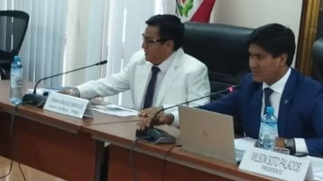 Ministro de Salud, César Vásquez asistió a la sesión de la comisión del Consumidor / Foto: Minsa