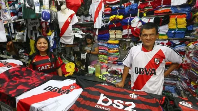 El emporio de Gamarra proyecta vender 50 mil camisetas / Foto: archivo El Comercio