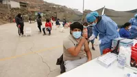COVID-19: Mirtha Vásquez anunció que Perú contará con 122 vacunatorios a julio de 2022