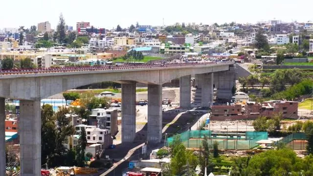 Defensoría anuncia medidas ante suicidios en el Puente Chilina de Arequipa