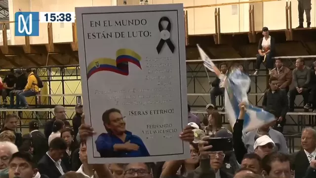 Ecuador: Seguidores de Fernando Villavicencio despiden a su líder asesinado