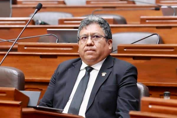 Jorge Luis Flores Ancachi, congresista de Acción Popular - Foto: Congreso