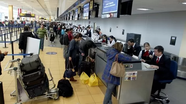 Español fue detenido en el aeropuerto. Foto: Perú21