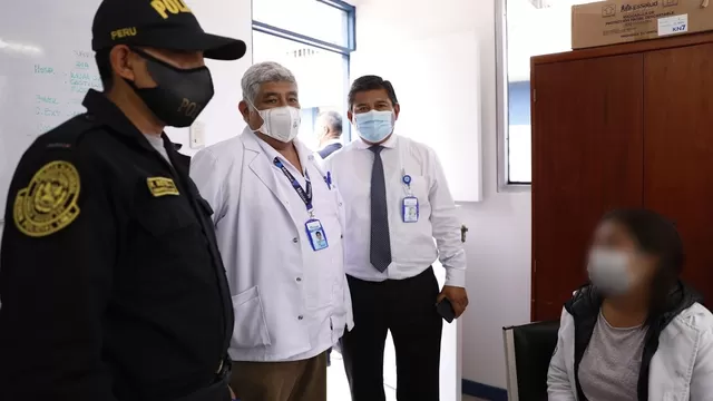 EsSalud: capturan a falsa doctora en emergencia del Hospital Nacional Guillermo Almenara / Foto: EsSalud