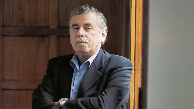 Fernando Rospigliosi reemplazará a Hernando Guerra García en el Congreso