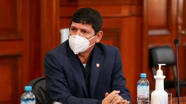 Fiscalía formalizó investigación al presidente de la FPF, Agustín Lozano