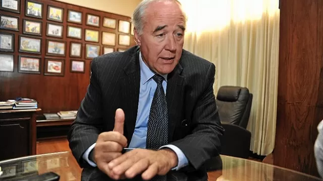 Mesa Directiva: García Belaunde confiado en ganar la presidencia del Congreso