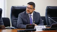 Gobierno oficializó renuncia de Geiner Alvarado al MTC