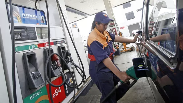 Grifos registran una baja en el precio de los combustibles