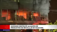 Huachipa: Incendio destruyó almacén de productos de reciclaje