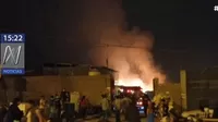 Incendio en Jicamarca destruyó una fábrica de ataúdes