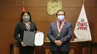 JNE entregó credencial a congresista de Perú Libre Nieves Limachi