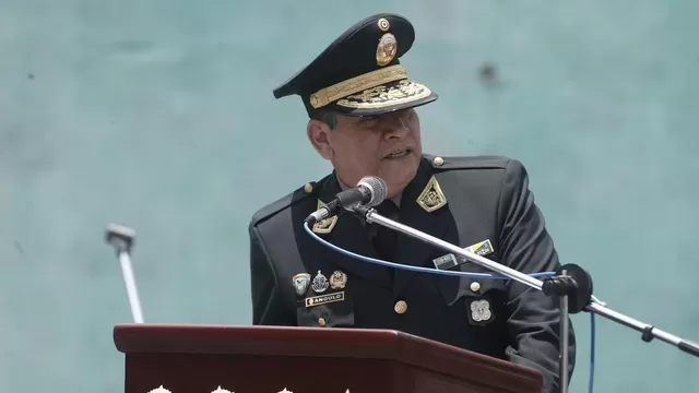 Comandante general de la Policía negó tener relación con investigados por caso espionaje