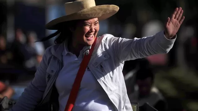  Keiko Fujimori participó de actividades proselitistas en Puno y dijo que pernocatará en Los Uros / Foto: AFP