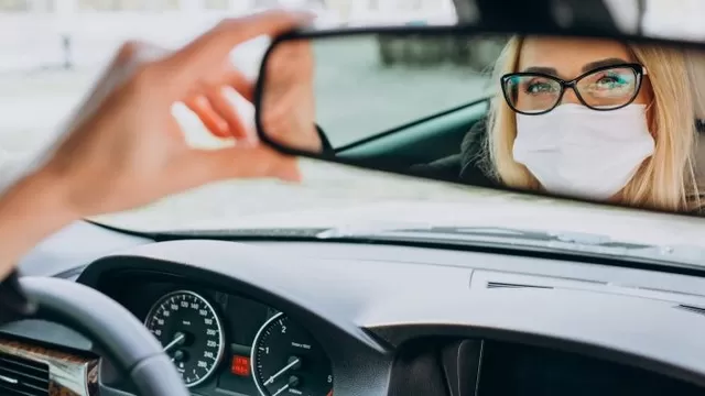 Licencia de conducir: Conoce aquí cómo cambiar la restricción de uso de lentes