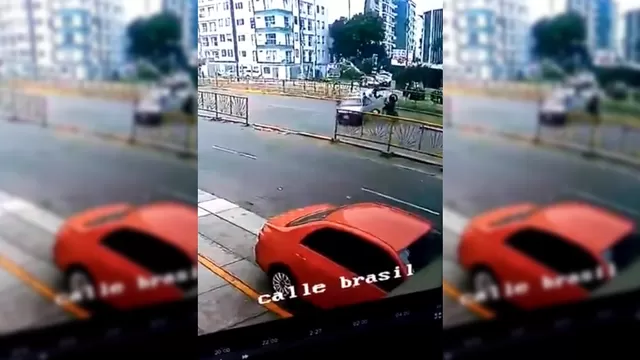 Mujer sale despedida de moto luego de que automóvil realizara giro prohibido en la Av. Brasil