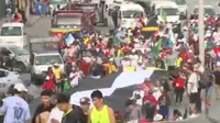 Manifestantes se dirigen al Centro de Lima