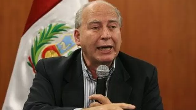 Manuel Dammert denunció intención de vender acciones de Petro Perú "a precio bamba"