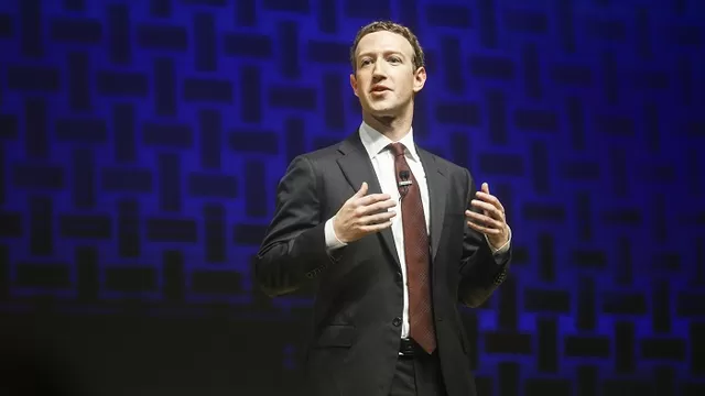Mark Zuckerberg, fundador de Facebook, participa en APEC