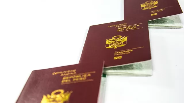 Migraciones suscribió compra de 800 mil libretas de pasaportes / Foto: Migraciones
