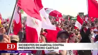 Miles de personas marcharon contra el presidente Castillo