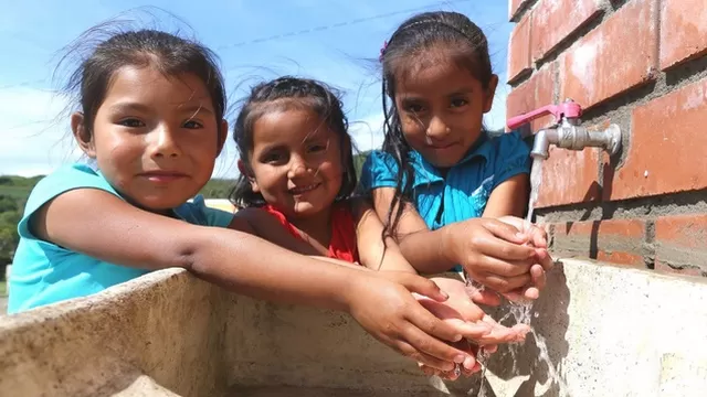 Peruanos accederán al agua. Foto: Andina