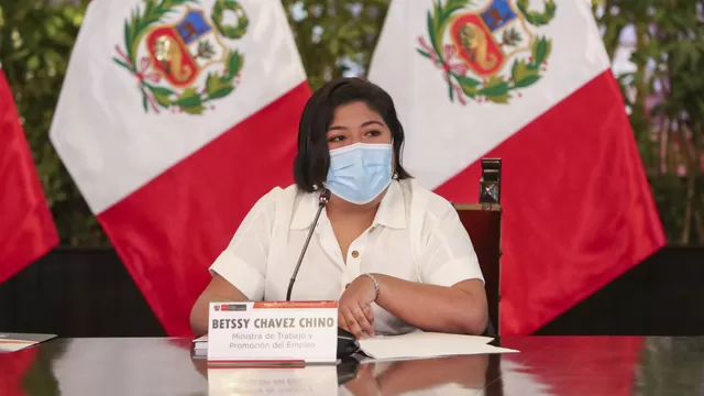 Ministra Betssy Chávez rechaza acusaciones por supuesto plagio de tesis
