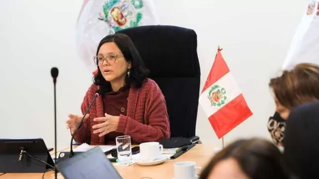 Ministra de la Mujer: "Gabinete confía en la honestidad del presidente Castillo"