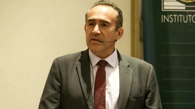 Carlos Estremadoyro, ministro de Transportes.