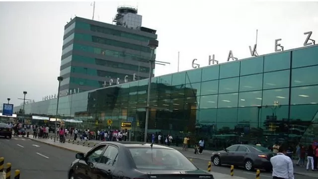 Ministro González: "Aeropuerto Jorge Chávez continuará operando durante cuarentena"