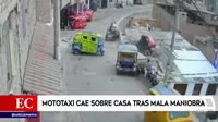 Mototaxi cae sobre casa tras mala maniobra