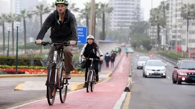 Multas para conductores que invadan ciclovías. Foto: Andina
