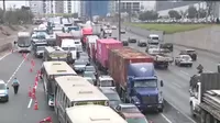 Accidente de tránsito ocasiona congestión vehicular en Panamericana Sur