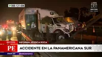 Panamericana Sur: Tráiler se despistó y derribó poste de luz en San Juan de Miraflores