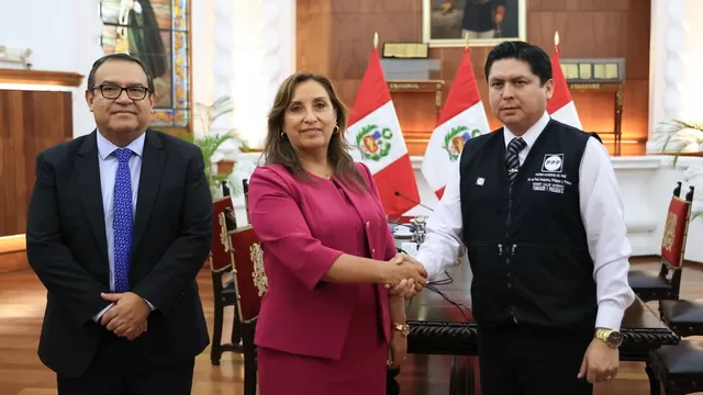 Reunión de Dina Boluarte con Partido Patriótico del Perú / Presidencia 