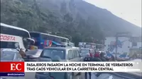 Pasajeros pasaron la noche en terminal de Yerbateros tras caos vehicular en la Carretera Central 