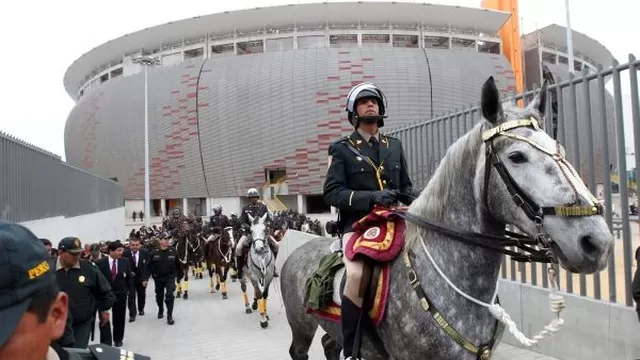 Policías en el Estadio Nacional. Foto: archivo El Comercio