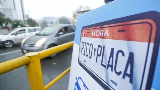 El plan ‘Pico y placa’ restringe el tránsito vehicular en cuatro ejes de Lima / Foto: archivo Andina