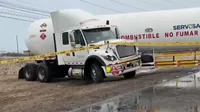 Pisco: Camión cisterna se despistó y terminó varado en carretera