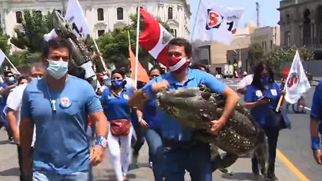 Rafael Santos realizó su cierre de campaña en la Plaza San Martín y prometió "acabar con los lagartos"
