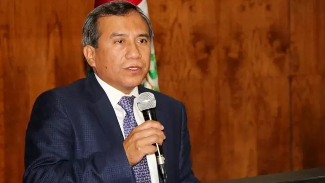 Samuel Abad es uno de los tres candidatos a defensor del pueblo / Andina