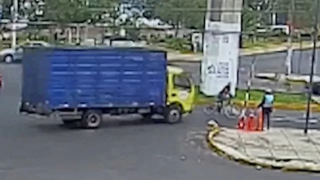 San Juan de Lurigancho: camión atropella a ciclista y lo deja en cuidados intensivos 